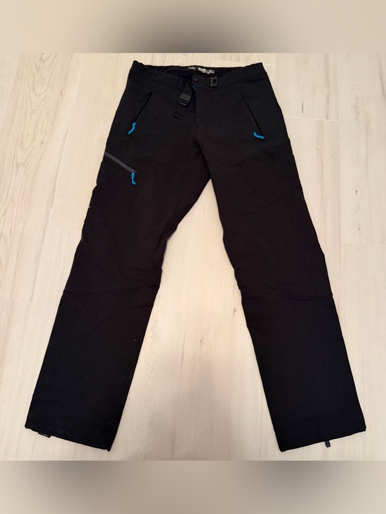 Arc'teryx Pants - Arc'teryx Black Snow Pants with Blue Zip Pulls